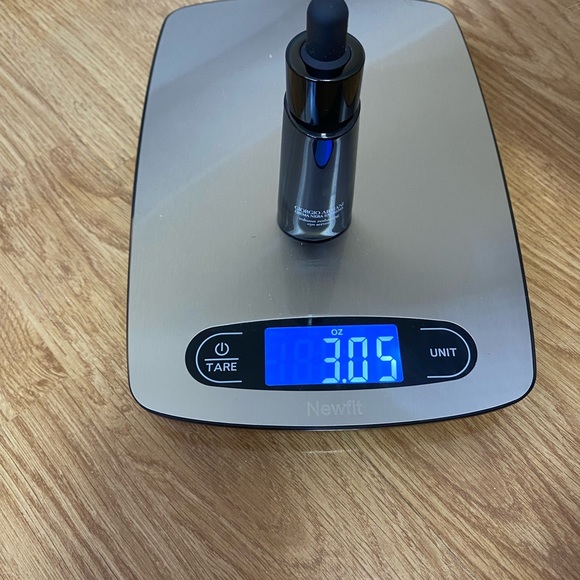 Giorgio Armani Crema Nera Extrema Volume Reshaping Eye Serum --15Ml/0.5oz - Picture 4 of 10